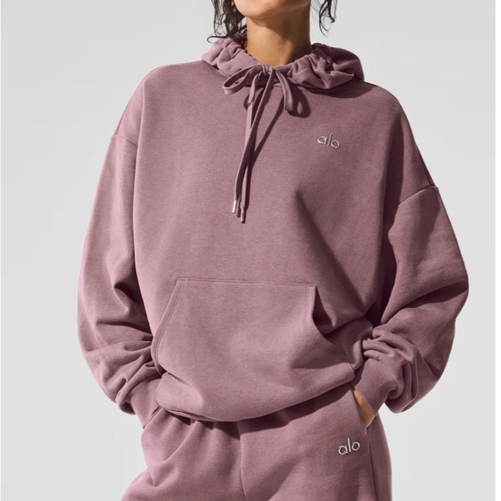 Accolade Hoodie Smokey Quartz ALO Yoga - Brand new in its package